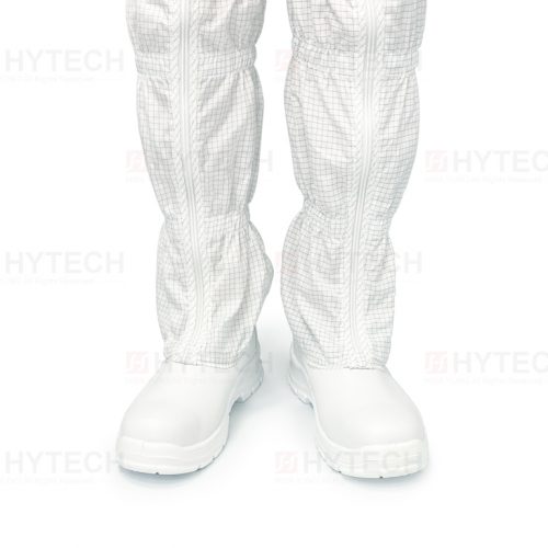 白色PU長統鋼頭安全鞋，適用於高等級無塵環境，具抗靜電功能。正面